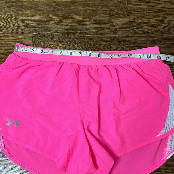 Under Armour Bright Pink Running Shorts - Size Medium - Picture 4 of 9